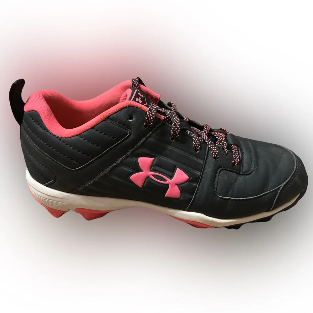Under Armour Kids 5Y  Black and Pink Cleats - Picture 10 of 13